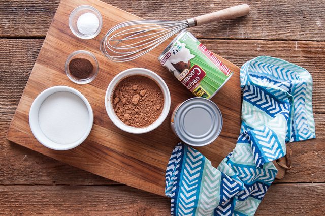 Cách làm kem cacao hương dừa đơn giản tại nhà