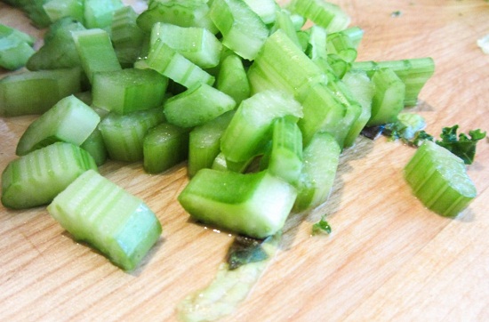 Cách làm salad rau củ hỗn hợp tươi mát bổ dưỡng mùa hè 7
