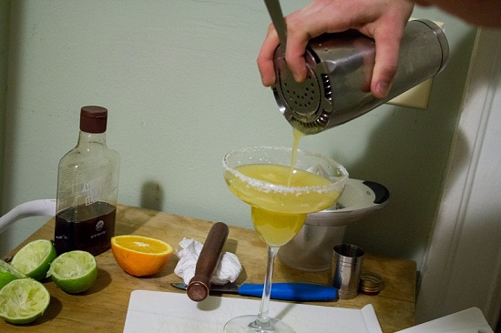 Cách làm Margarita cổ điển từ những nguyên liệu cực đơn giản 5