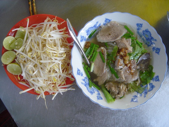 món ăn Việt Nam nổi tiếng hủ tiếu