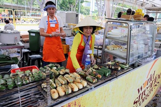 món ăn Việt Nam nổi tiếng chuối nếp nướng