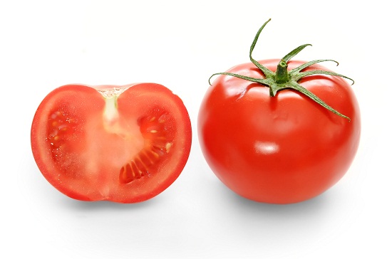 thực phẩm giàu vitamin E cà chua