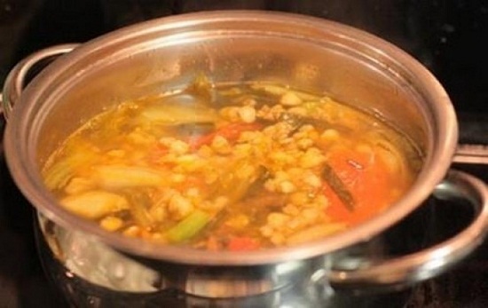 canh hến nấu dưa cải chua nấu canh 2
