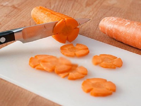 cắt hoa cà rốt