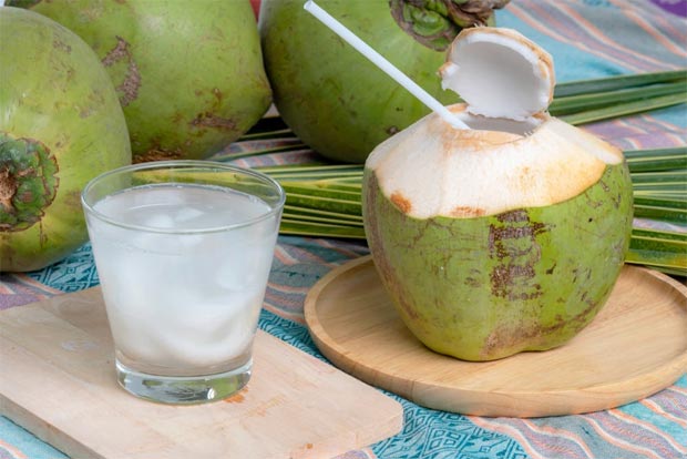 Cách nấu nước dừa, gừng, đường phèn